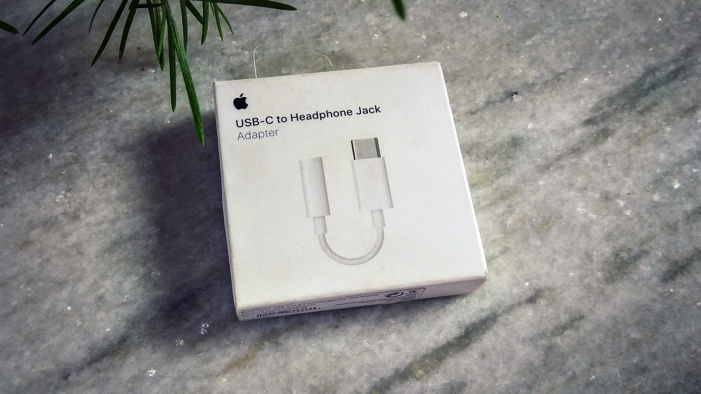 USB- Type C Headphone for iPhone Wired Earbuds with Mic and Noise Cancelling